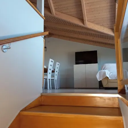 Loft Apartment Kourouta